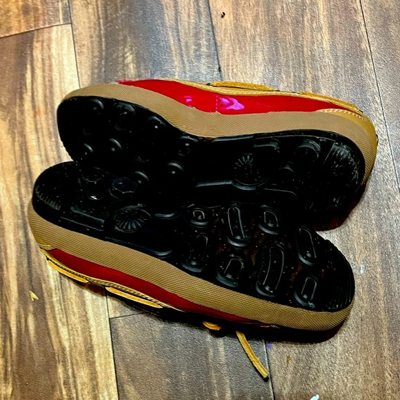 Ugh Ashdale Red Patent Leather Tan Sheepskin Duck Rain Shoe Boot Winter Snow - Picture 2 of 5